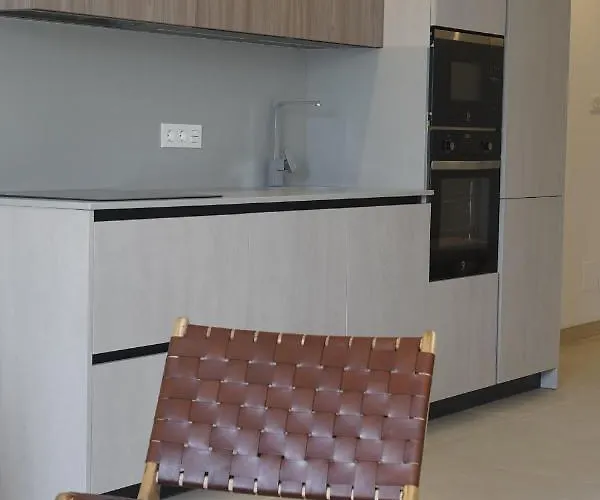 Rooms & Suites Loft 2F - Central Arrecife, Lanzarote - Free Parking Arrecife