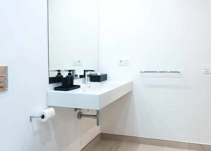 Apartman Rooms & Suites Loft 2F - Central Arrecife, Lanzarote - Free Parking Arrecife