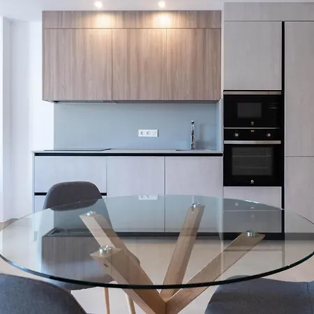 Rooms & Suites Loft 2F - Central Arrecife, Lanzarote - Free Parking * أرّاثيفي