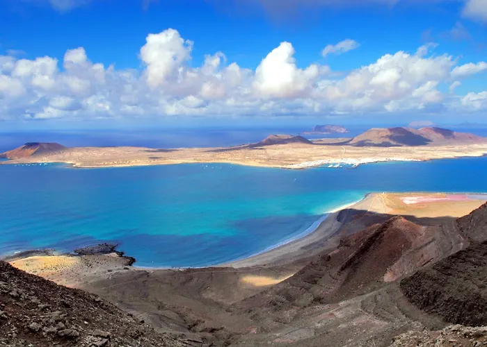 Rooms & Suites Loft 2F - Central Arrecife, Lanzarote - Free Parking *